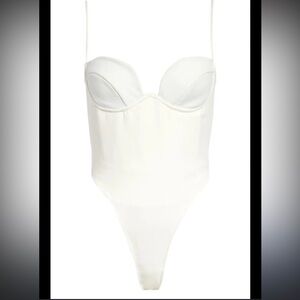 House Of Cb Avery Underwire
Thong Bodysuit In Ivory